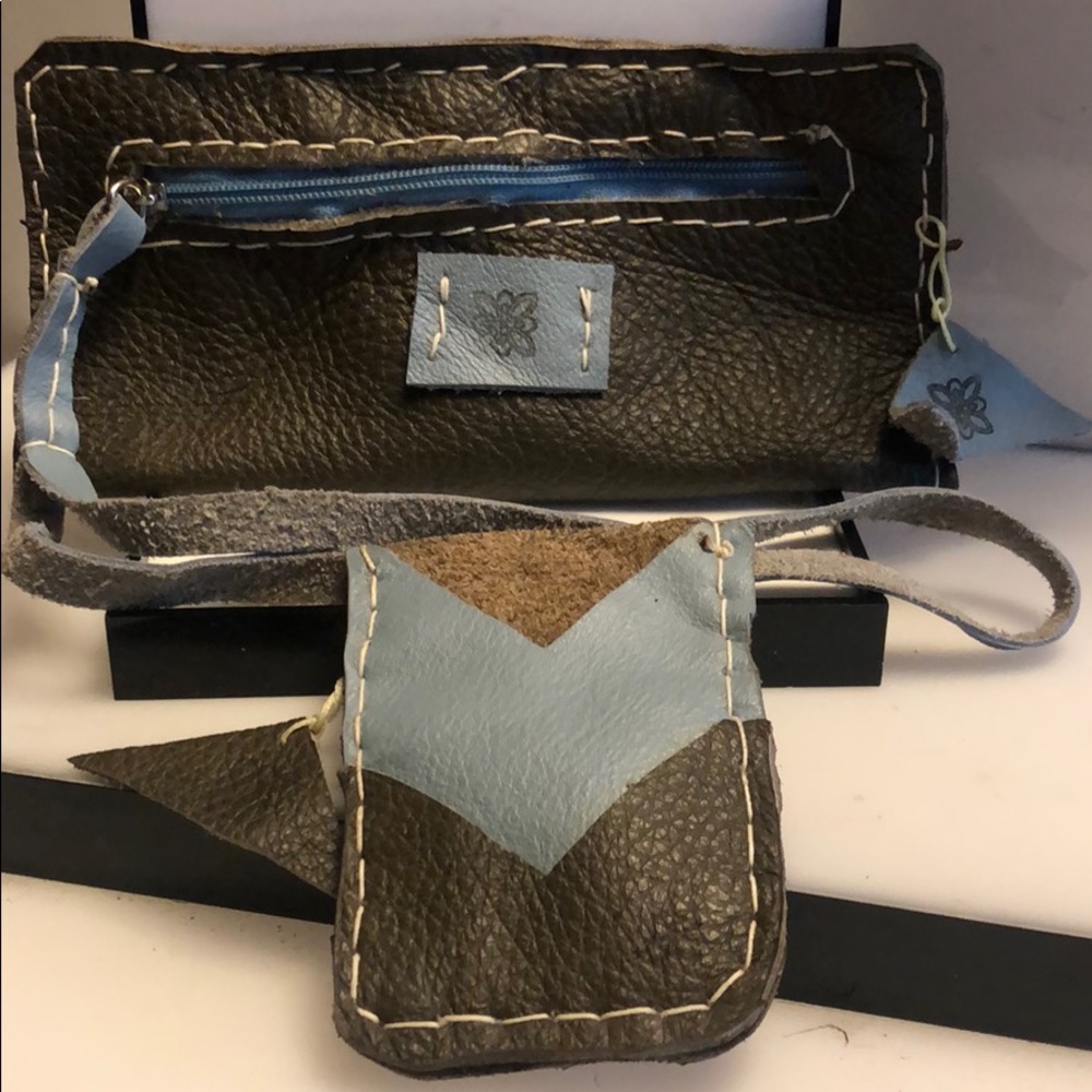 Handmade leather wristlet W/ matching card holder